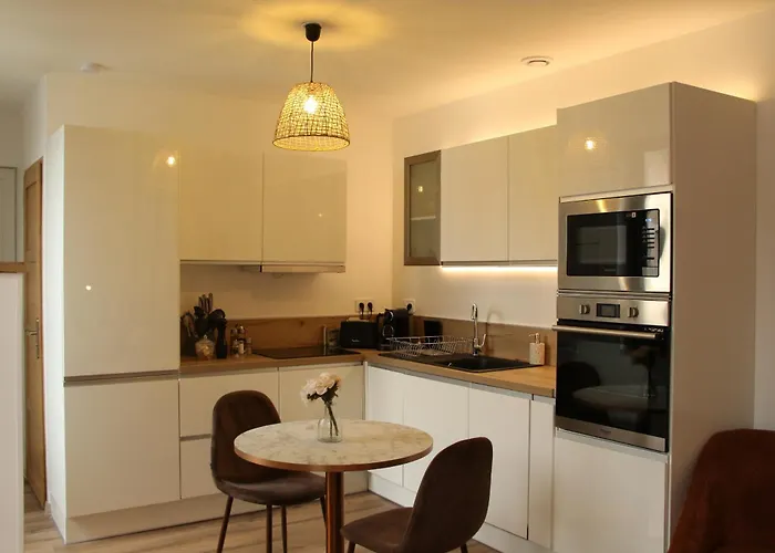 L'embellie إيكس ليه با